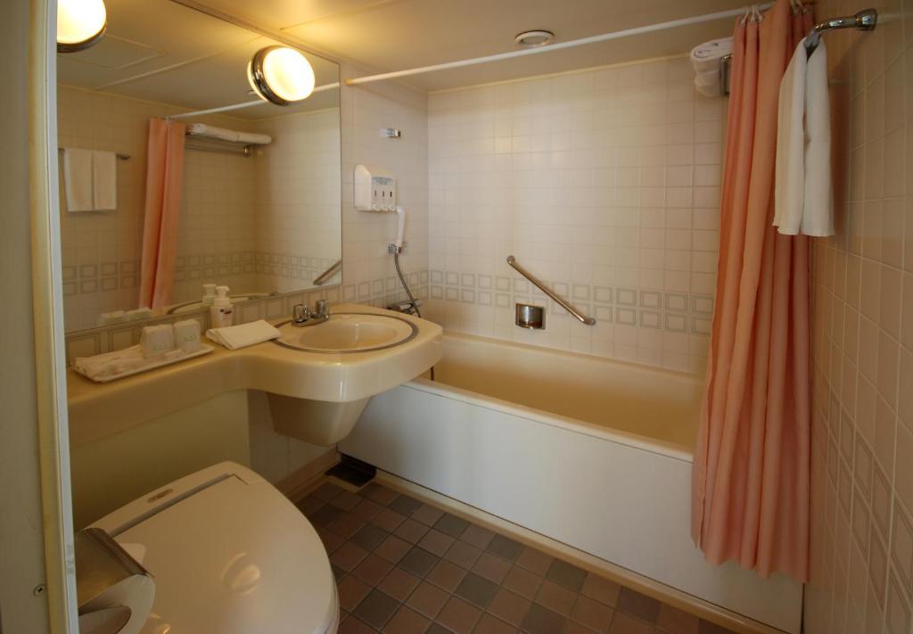 Omura Nagasaki International Hotel מראה חיצוני תמונה