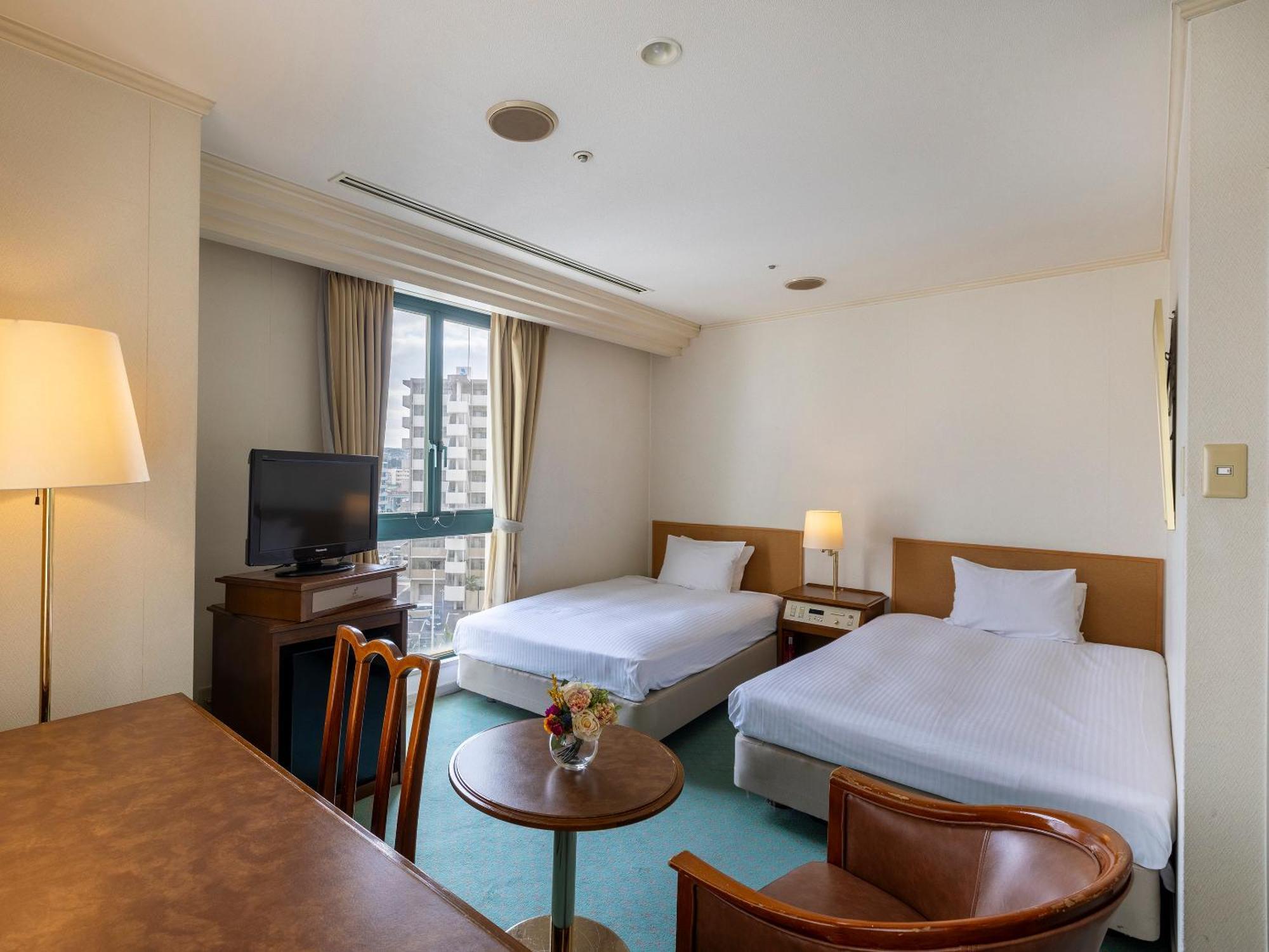 Omura Nagasaki International Hotel מראה חיצוני תמונה
