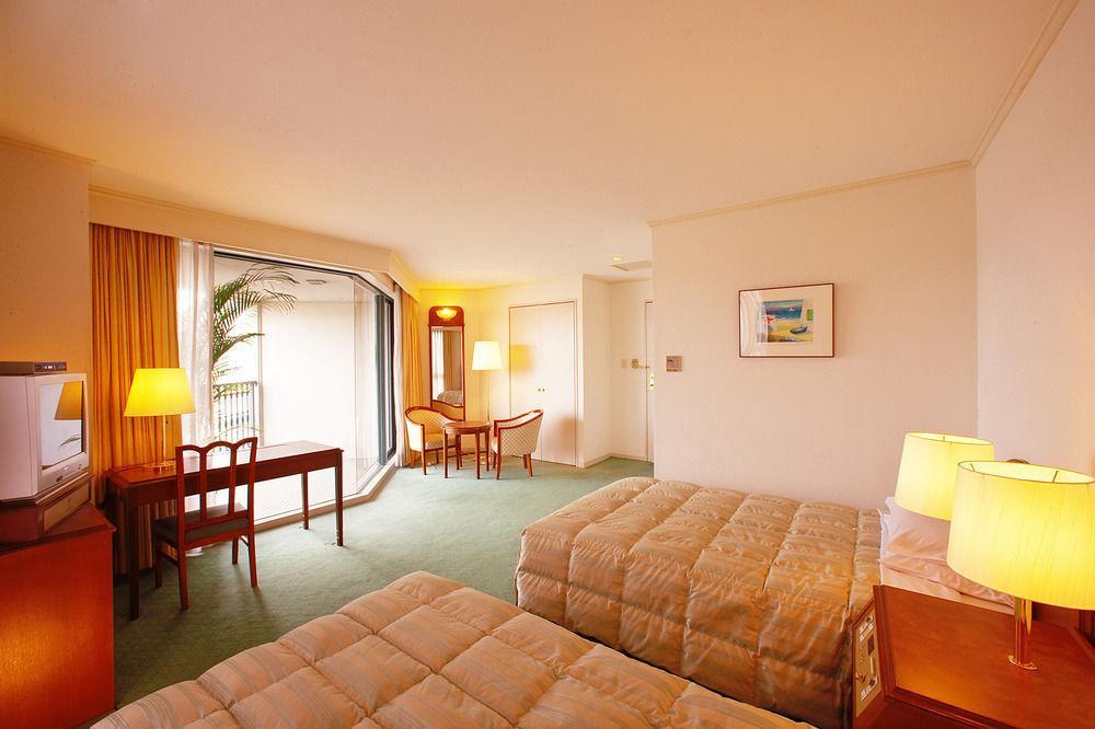 Omura Nagasaki International Hotel מראה חיצוני תמונה