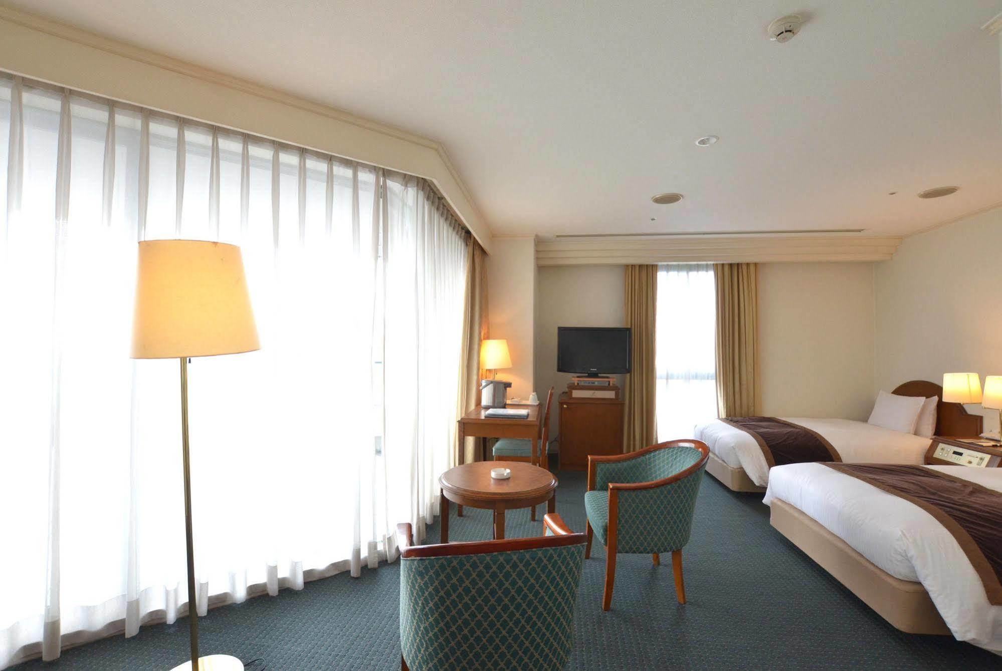 Omura Nagasaki International Hotel מראה חיצוני תמונה