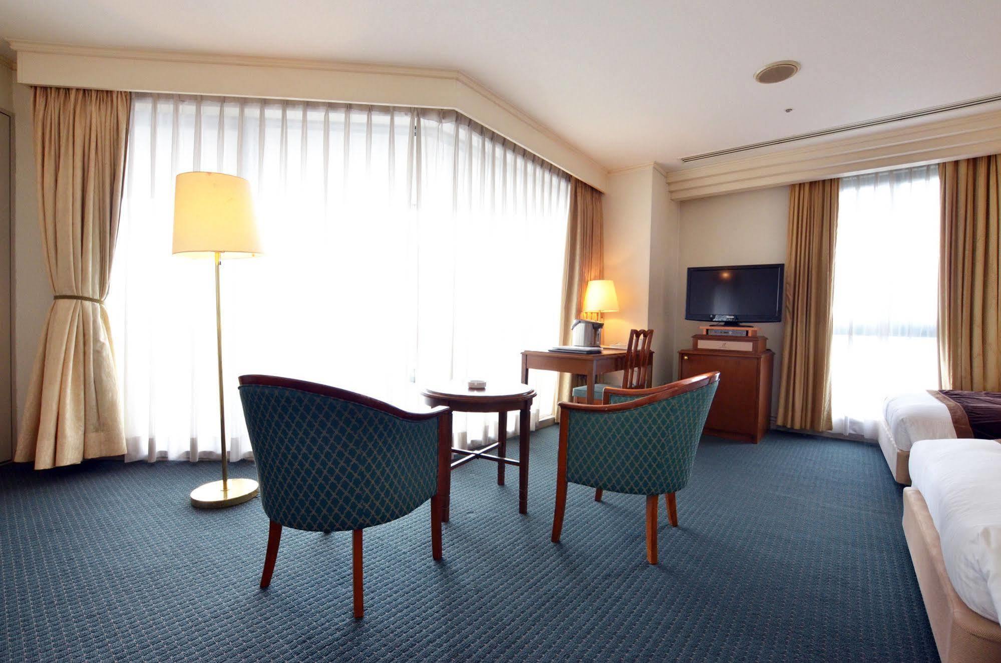 Omura Nagasaki International Hotel מראה חיצוני תמונה